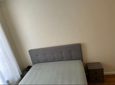 1 room available starting September 1st Main Photo