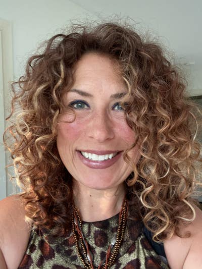 Room wanted in Huntington Beach/Newport Beach, CA Main Photo