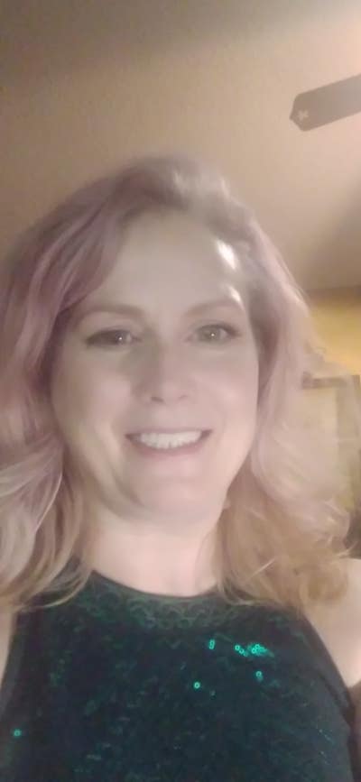 Looking for a room Main Photo