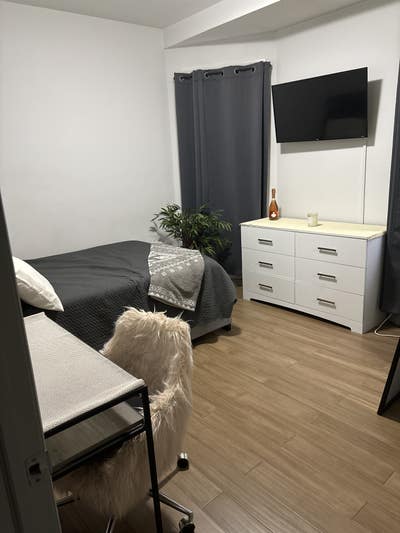 1 Large room Main Photo
