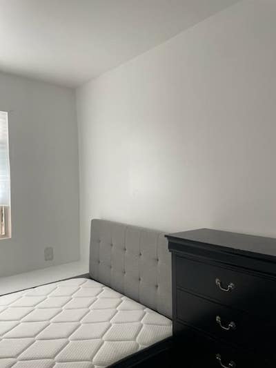 West Brighton Room Main Photo