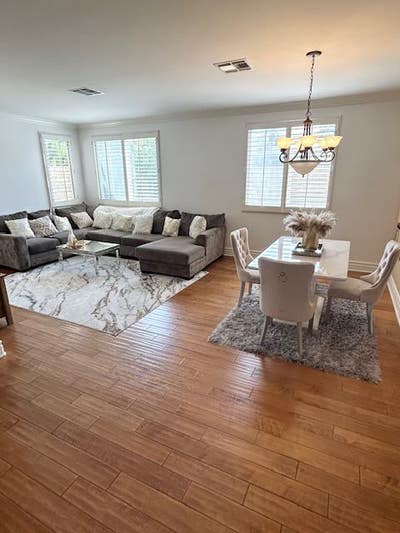 Cozy and quiet room in spacious house Main Photo