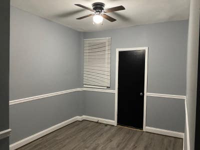 $700 Room for Rent (Shared Bath) 529 S Longwood S Main Photo
