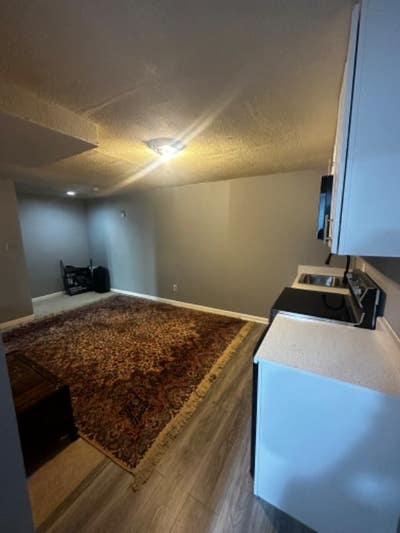 Basement with private access for rent Main Photo