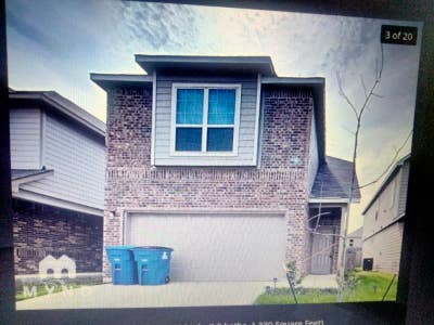 Great Southside Two_story starter home! Main Photo