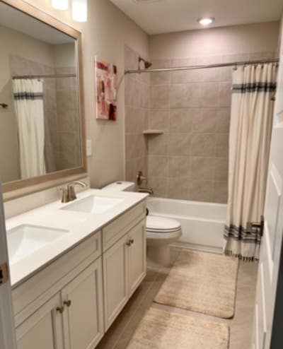 Cozy furnished bedroom in the prime location. Main Photo
