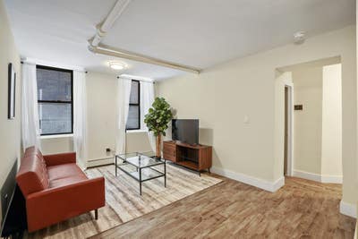 Room in Morningside Heights on a flexible lease Main Photo