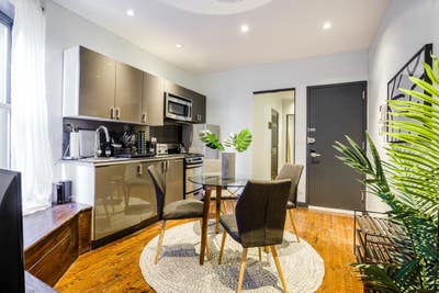 Room in Upper East Side on a flexible lease Main Photo