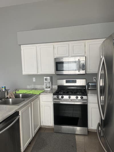 Las Vegas House with Dining area. Cozy & comfy Main Photo