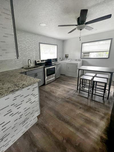 Orlando House with Workspace. Cozy & newlyrenovate Main Photo