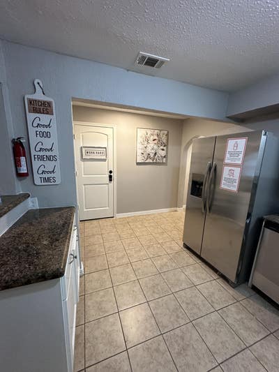 Newly Renovated Dallas House some rooms have mini  Main Photo