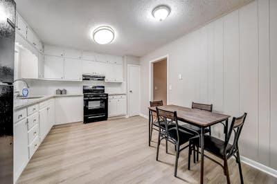 Elite Host Updated Stone Mountain Home with Spacio Main Photo