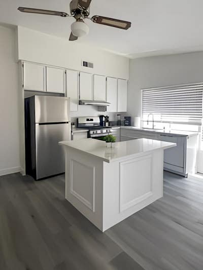 Newlyrenovated & cozy Las Vegas House with Backyar Main Photo