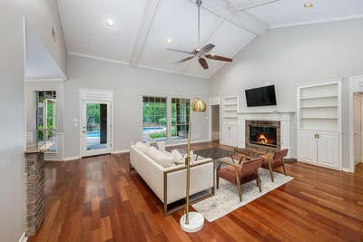 Stunning Woodbridge home with private pool & fence Main Photo