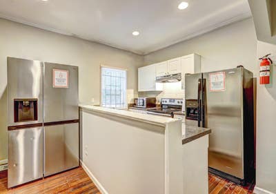 Beautiful & spacious Atlanta House with Dining are Main Photo