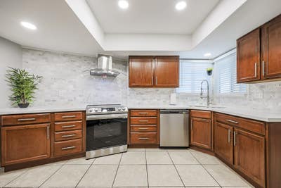 **Exceptional Host**  Safe, Clean Glendale Home Ne Main Photo