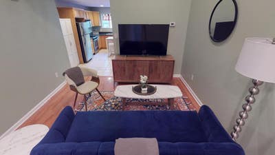  Classic Northern Liberties Apt with Great Views Main Photo