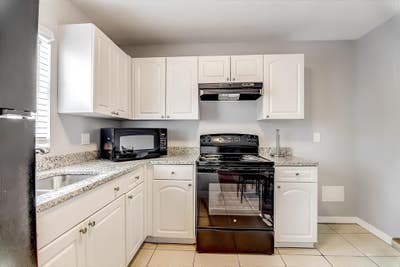  Updated Tampa Home Near Downtown & Riverwalk! ️ Main Photo