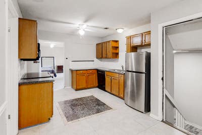 Spacious & comfy Stone Mountain House  Newly renov Main Photo