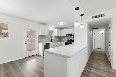 NEW Listing! ONLY 4 Bedrooms home! Modern & newlyr Main Photo