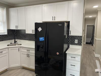 Room for rent,all utilities incl. Rennovated home! Main Photo