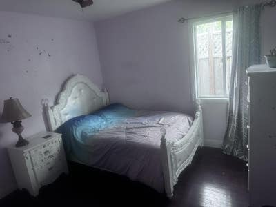 Room available with own bathroom Main Photo