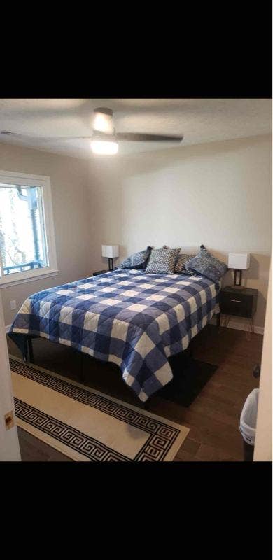 Beautiful BR with a private bath in a newly renov Main Photo