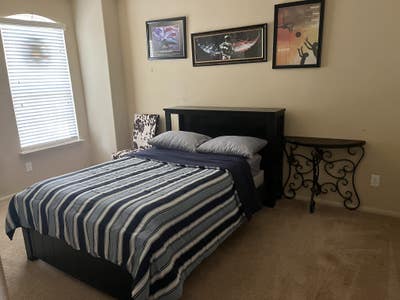 Room for rent Main Photo