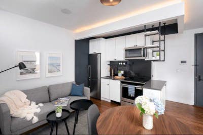 3 BR APT in emerging cultural center of Brooklyn! Main Photo