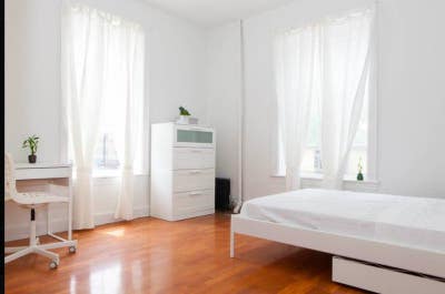 Upper West Harlem apt fully set up ready! Main Photo