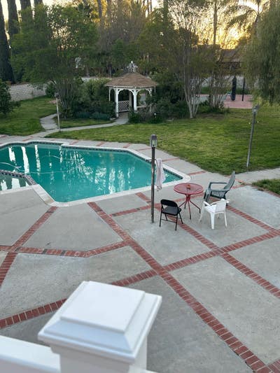 Room available Main Photo