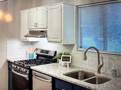 Cozy convenience and peaceful living! Main Photo