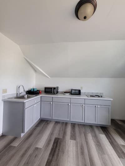 4 Cozy Private Furnished Rooms Main Photo