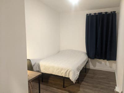 21 Private BR near Ktown USC and DTLA Main Photo