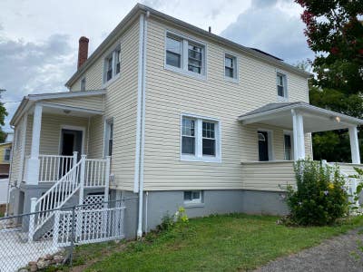 $900 Room for Rent (Shared Bath) 4319 Kenwood Ave Main Photo