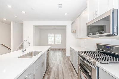 Modern accom in Charlotte Main Photo