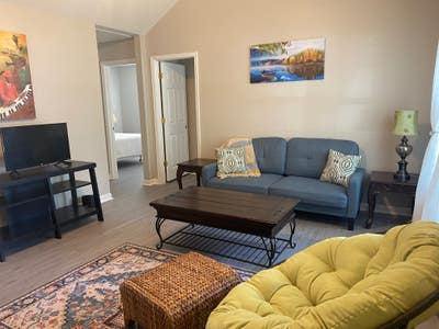 Great place in Charlotte Main Photo