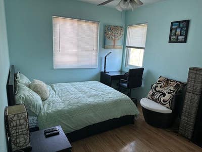 Furnished Room for Rent, All Utilities Included Main Photo