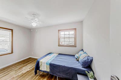 🚶‍️ Convenient Living with a Touch of Nature!  Main Photo