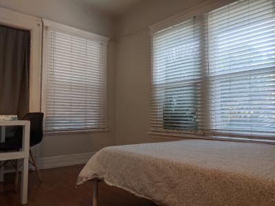 09 Private BR near Ktown USC and DTLA Main Photo