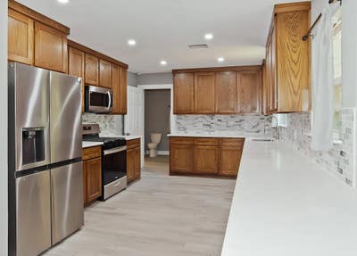 Denton Texas Gem close to universities & medical d Main Photo