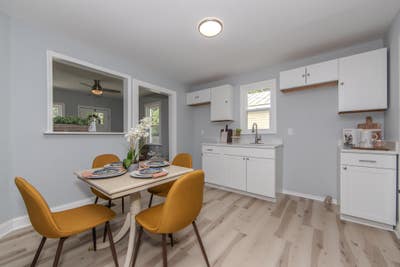 Renovated home in Petersburg 2 Miles from I and Ft Main Photo