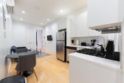 Room in Bedford-Stuyvesant on a flexible lease Main Photo