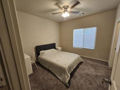  Room For Rent (North Las Vegas) Main Photo