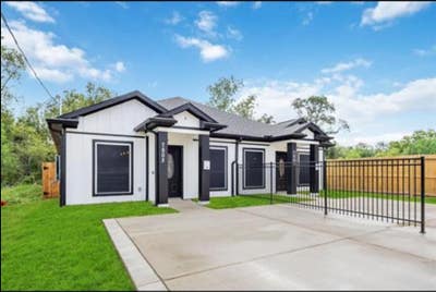 Newlyrenovated & beautiful Houston Duplex  Multipl Main Photo