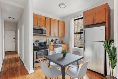 3 bed in Upper West Side on a flexible lease Main Photo