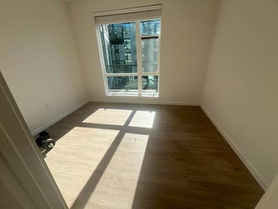 Spacious Room, Private Bathroom, Walk-In Closet  Main Photo