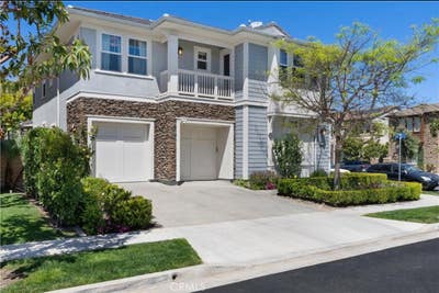  Large Private office & spacious Bedroom (2 Rooms) Main Photo