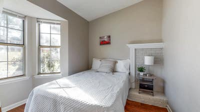 Live in Lithonia, a 13 minute walk to transit stop Main Photo