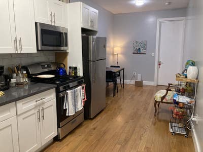 Cozy room for-rent in JC Heights! JUN 1st Main Photo